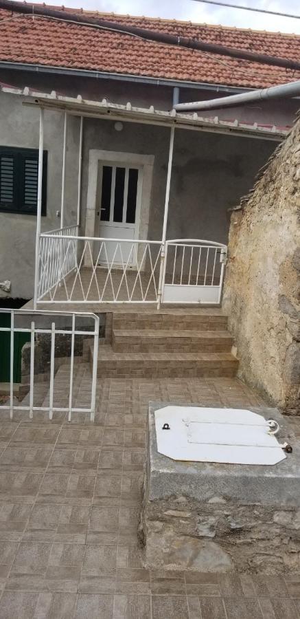 Apartman Bogdan Jelsa  Bagian luar foto