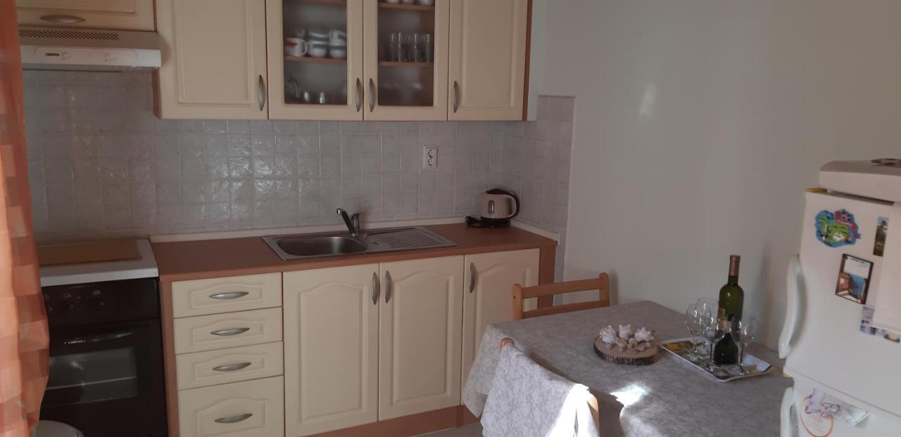 Apartman Bogdan Jelsa  Bagian luar foto